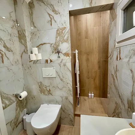 Апартаменты The Double Haven Skg - 2 Bedroom, 2 Bathroom In Center
