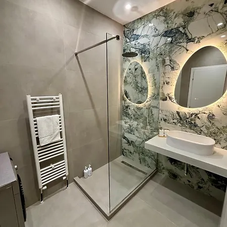 Apartman The Double Haven Skg - 2 Bedroom, 2 Bathroom In Center *